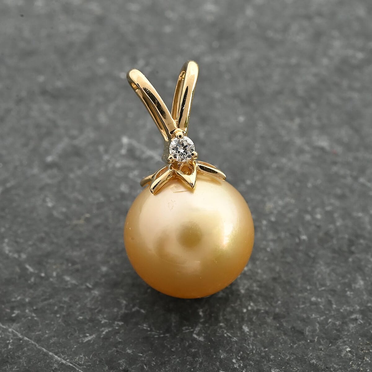 Certified & Appraised Iliana 18K Yellow Gold AAA South Sea Golden Pearl and G-H SI Diamond Pendant image number 1
