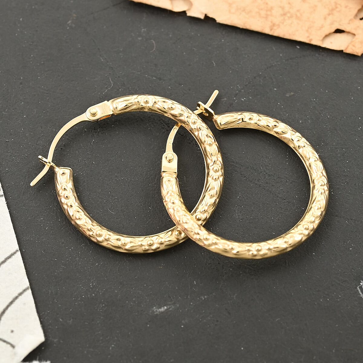 14K Yellow Gold Hoop Earrings 0.50 Grams image number 1