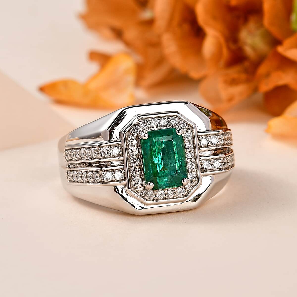 Rhapsody 950 Platinum AAAA Kagem Zambian Emerald and E-F VS2 Diamond Men's Ring (Size 10.0) 14.50 Grams 2.00 ctw image number 1