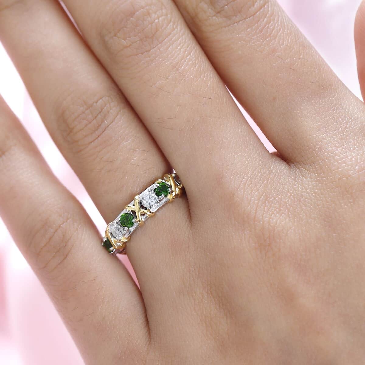 Moissanite and Chrome Diopside XOXO Eternity Ring in Vermeil YG and Platinum Over Sterling Silver (Size 6.0) 1.90 ctw image number 2