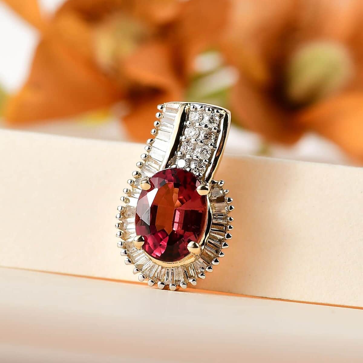 Luxoro 14K Yellow Gold AAA Ouro Fino Rubellite and G-H I2 Diamond Pendant 1.65 ctw image number 1