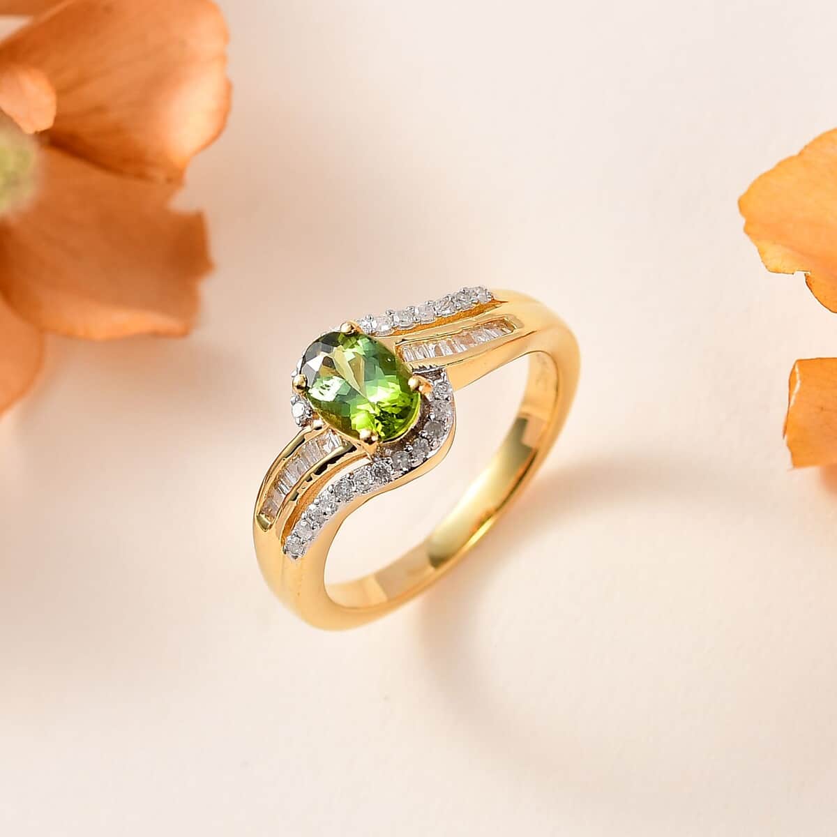 AAA Natural Calabar Green Tourmaline and Diamond Bypass Ring in Vermeil Yellow Gold Over Sterling Silver (Size 5.0) 1.00 ctw image number 1