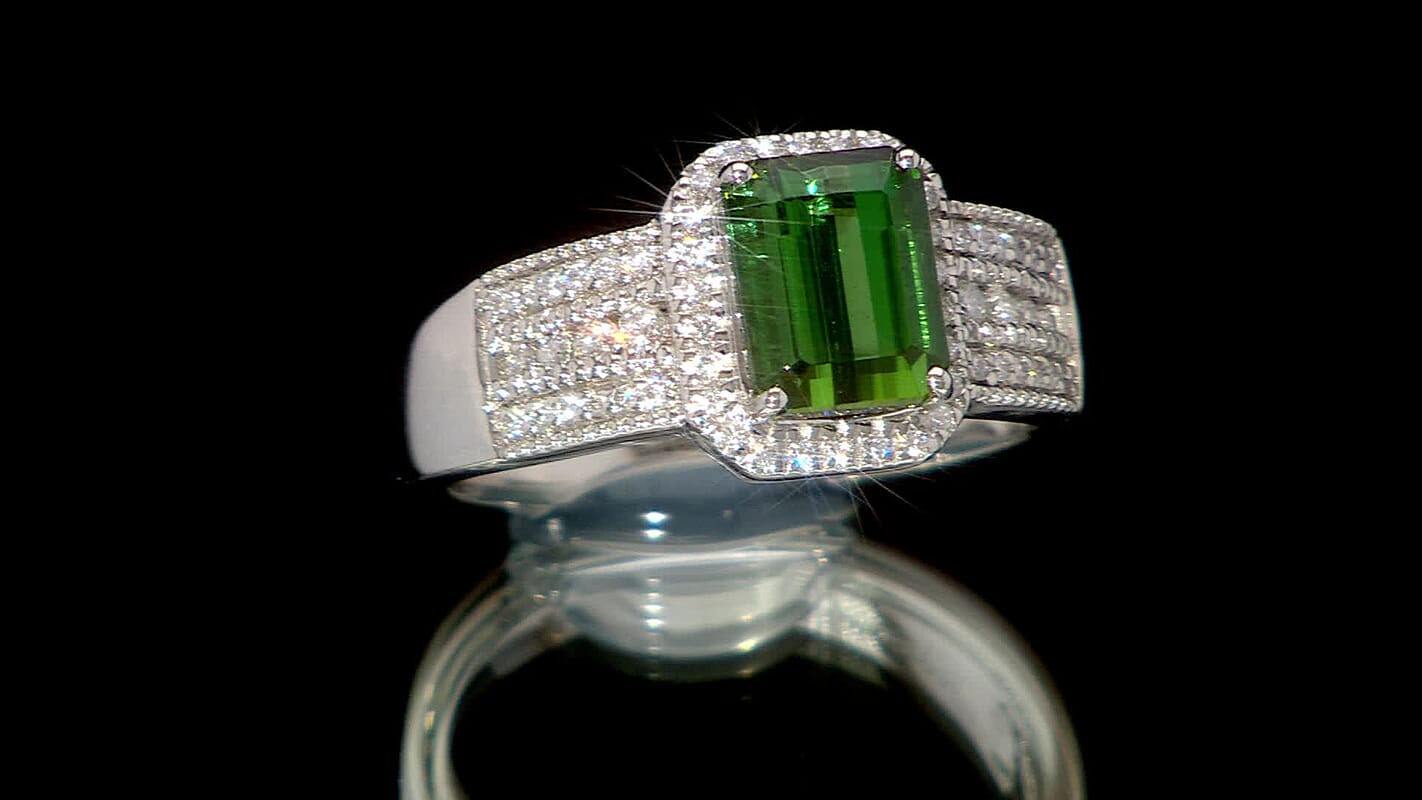 Rhapsody 950 Platinum AAAA Green Tourmaline and E-F VS2 Diamond Ring (Size 7.0) 7.95 Grams 2.90 ctw