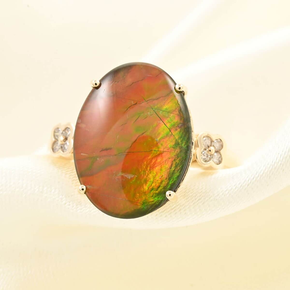 Certified & Appraised Luxoro 10K Yellow Gold AAA Canadian Ammolite and G-H I2 Diamond Ring (Size 10.0) 0.10 ctw image number 1