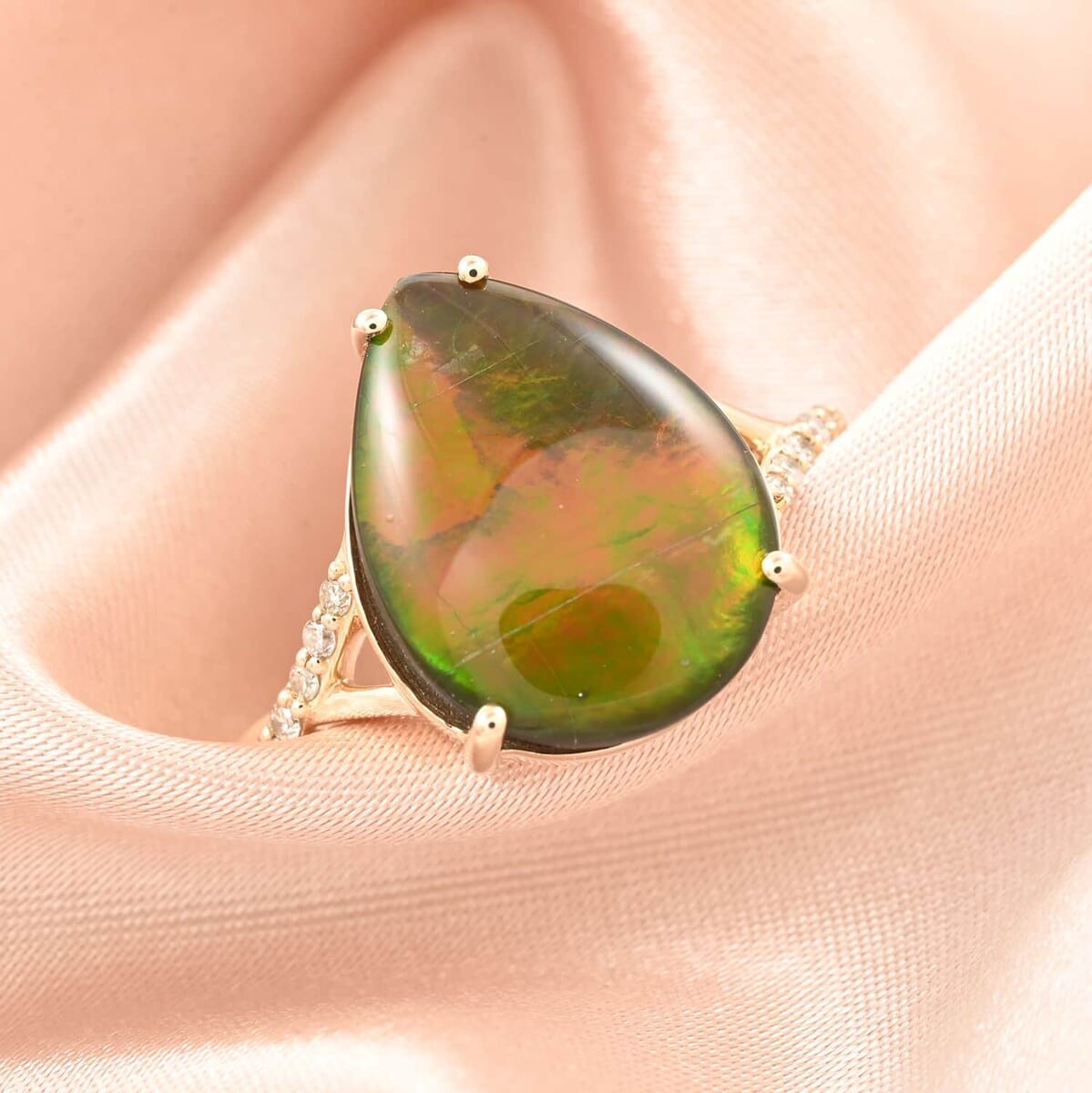 Certified & Appraised Luxoro AAA Canadian Ammolite and G-H I2 Diamond 0.10 ctw Ring in 10K Yellow Gold (Size 5.0) image number 1