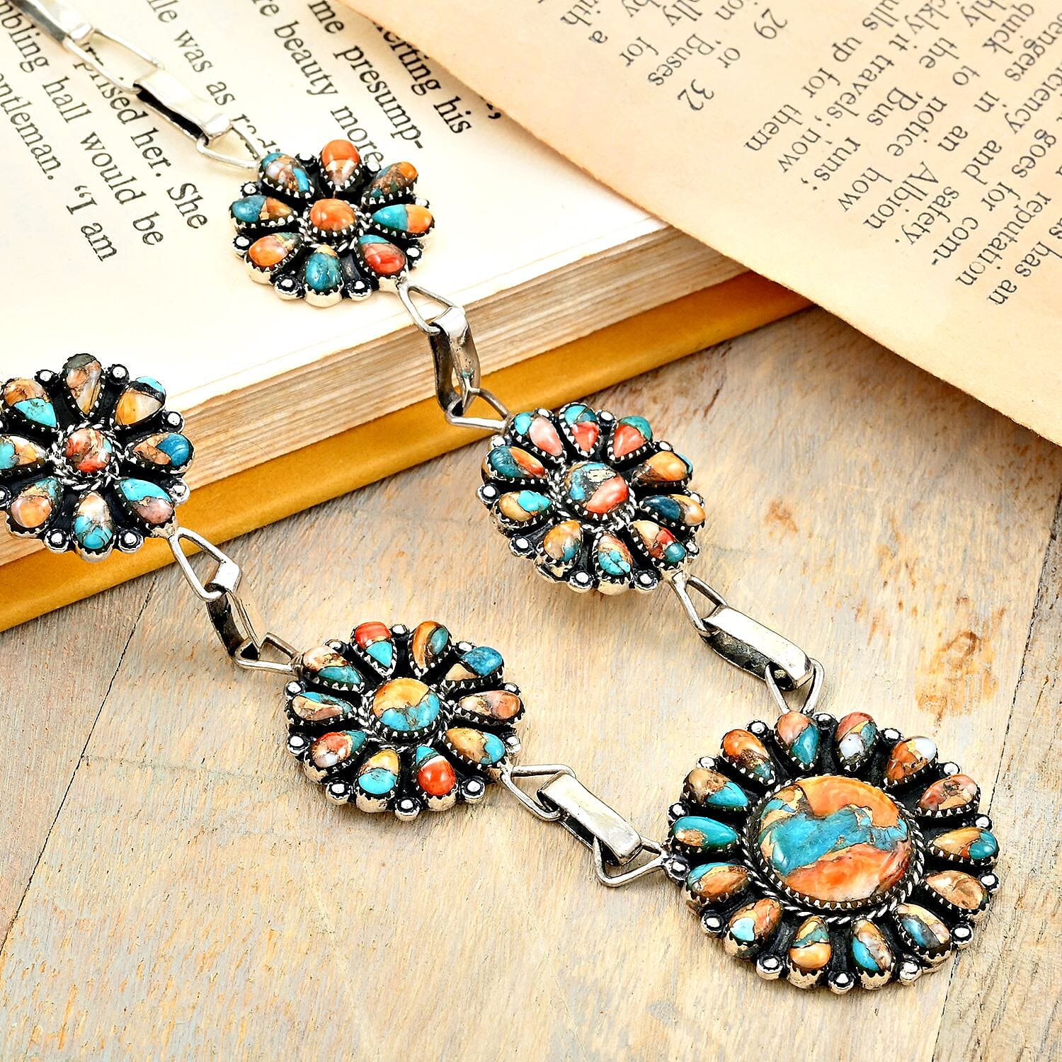 Santa Fe Style Spiny Turquoise Necklace 16 Inches in Sterling Silver 451.50 ctw