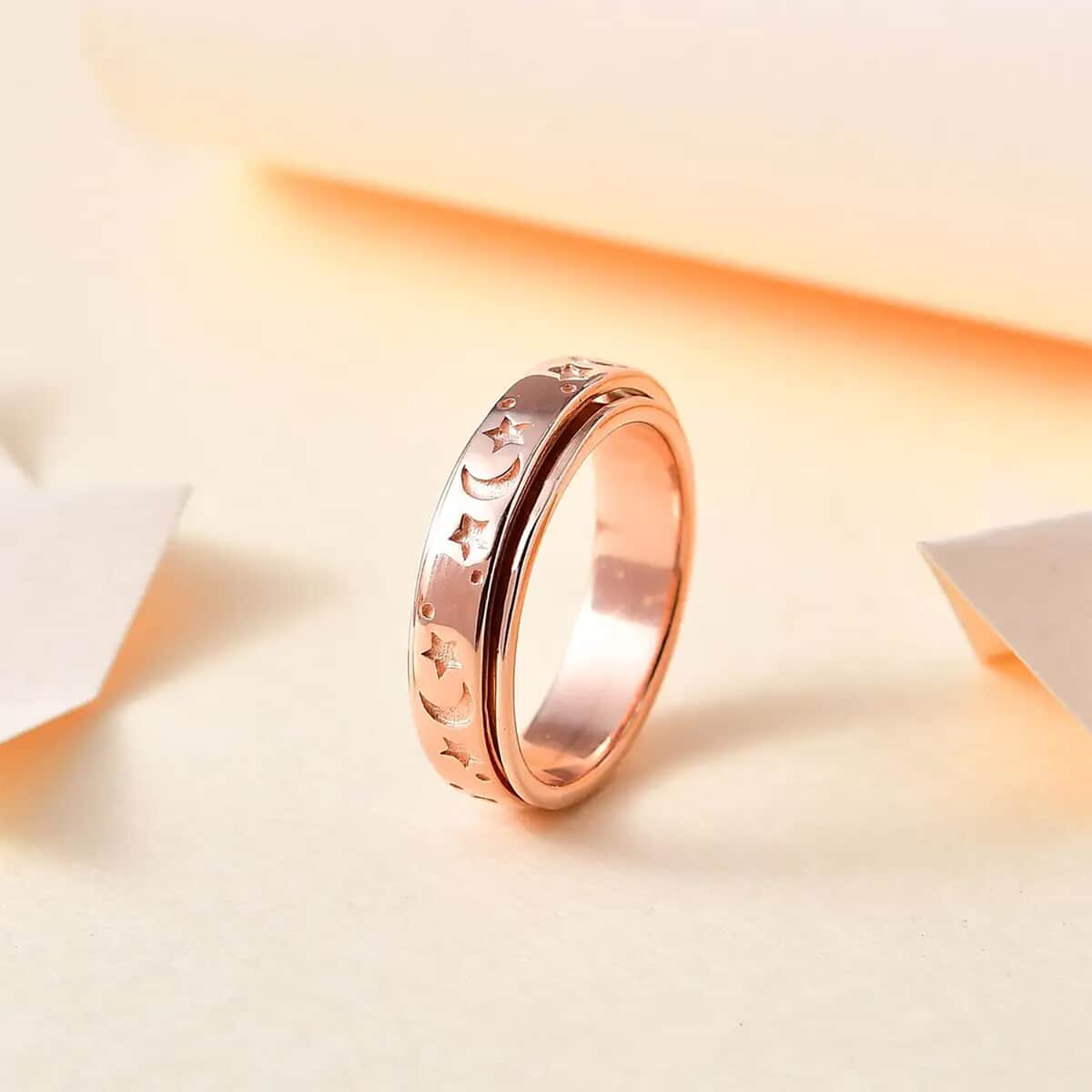 Vermeil Rose Gold Over Sterling Silver Moon Star Spinner Ring (Size 11.0) 4.50 Grams image number 1