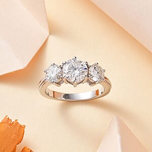 D'Joy Moissanite 1.75 ctw 3 Stone Ring in Platinum Over Sterling Silver (Size 5.0)
