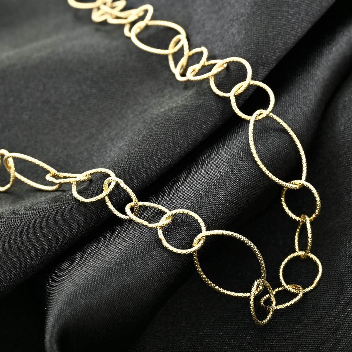 Italian 14K Yellow Gold Over Sterling Silver Circle Link Chain Necklace 22 Inches 8.75 Grams image number 1