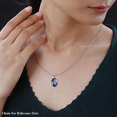 Bali Legacy Malagasy Labradorite Fish Pendant in Sterling Silver 35.00 ctw
