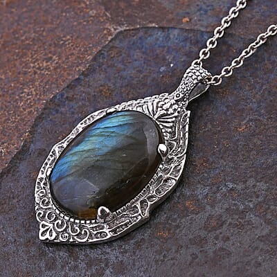 Bali Legacy Malagasy Labradorite Dragon Eye Pendant in Sterling Silver 48.85 ctw