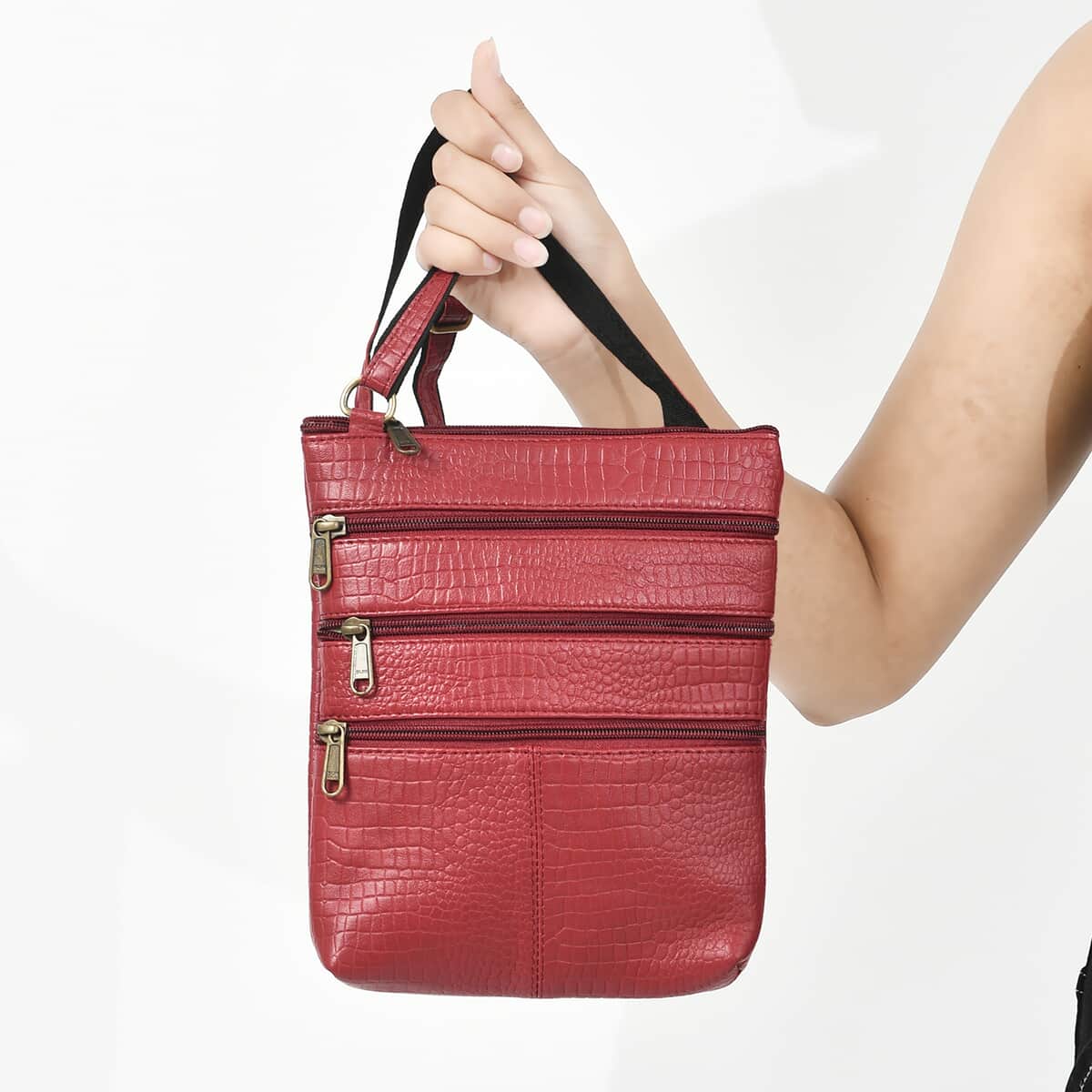 Red Genuine Leather Croco Embossed Crossbody Bag image number 3