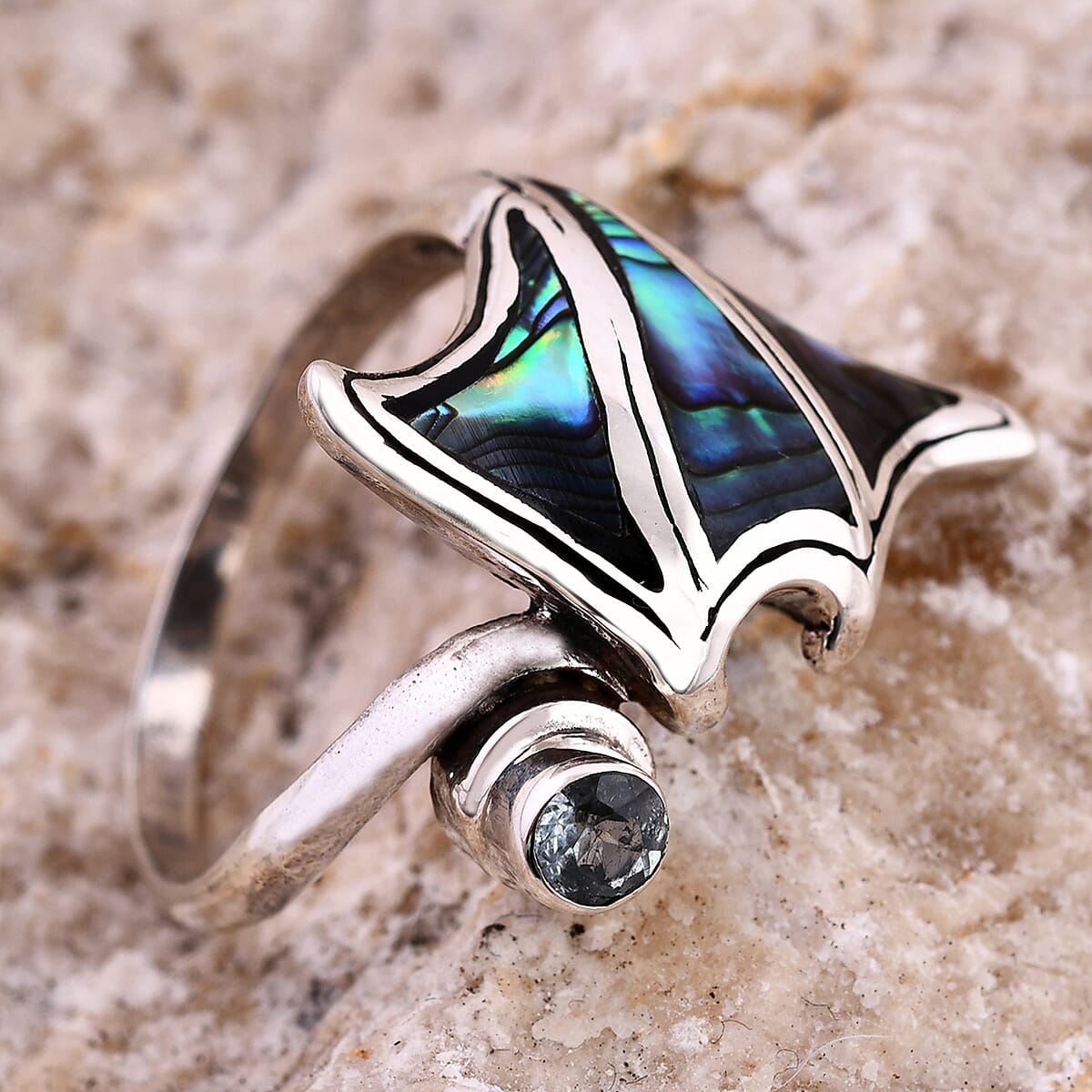 Bali Legacy Abalone Shell and Sky Blue Topaz Manta Ray Ring in Sterling Silver (Size 7.0) 0.35 ctw image number 1