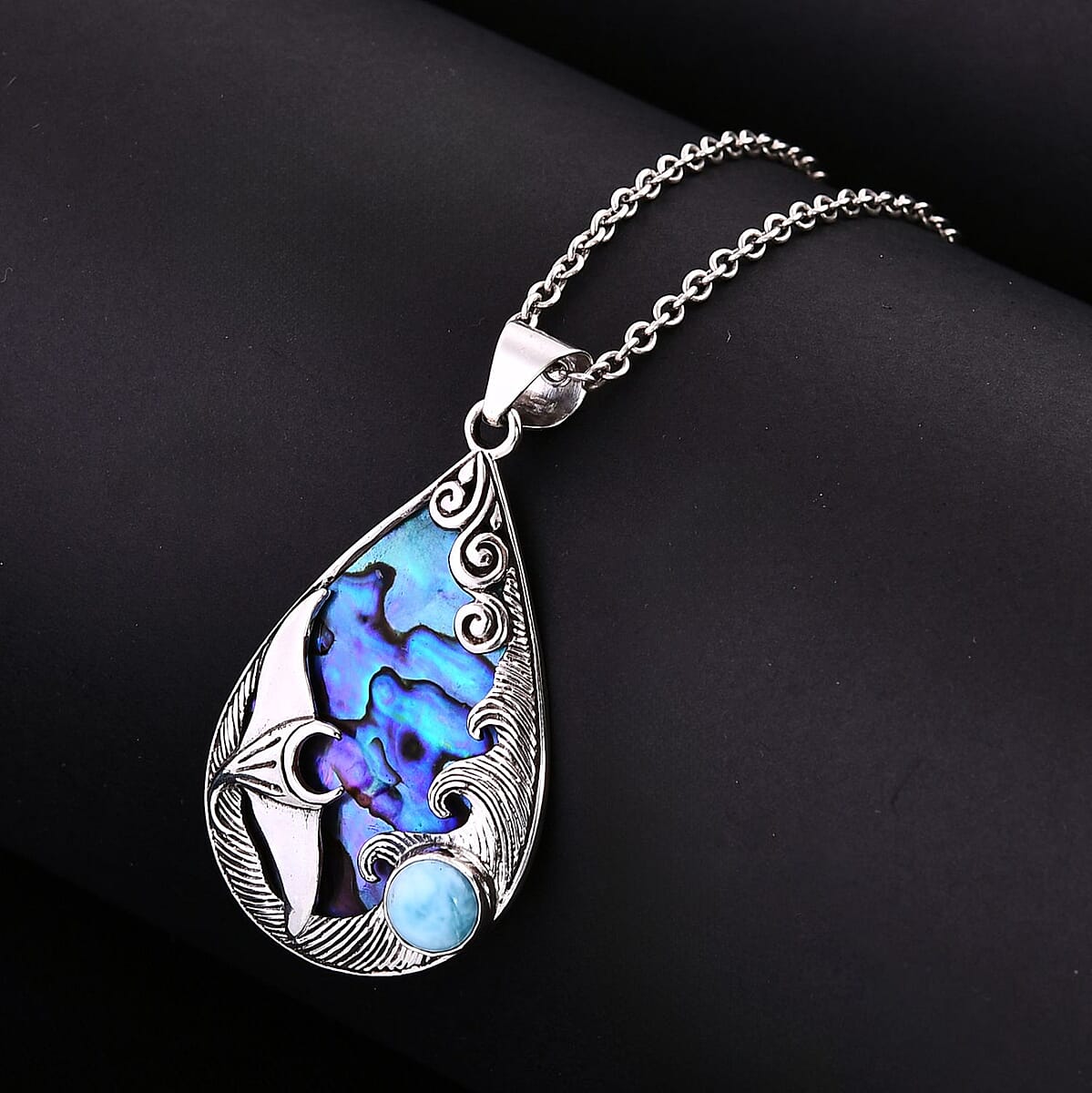 Bali Legacy Abalone Shell and Larimar Manta Ray Pendant without Chain in Sterling Silver 1.70 ctw image number 1