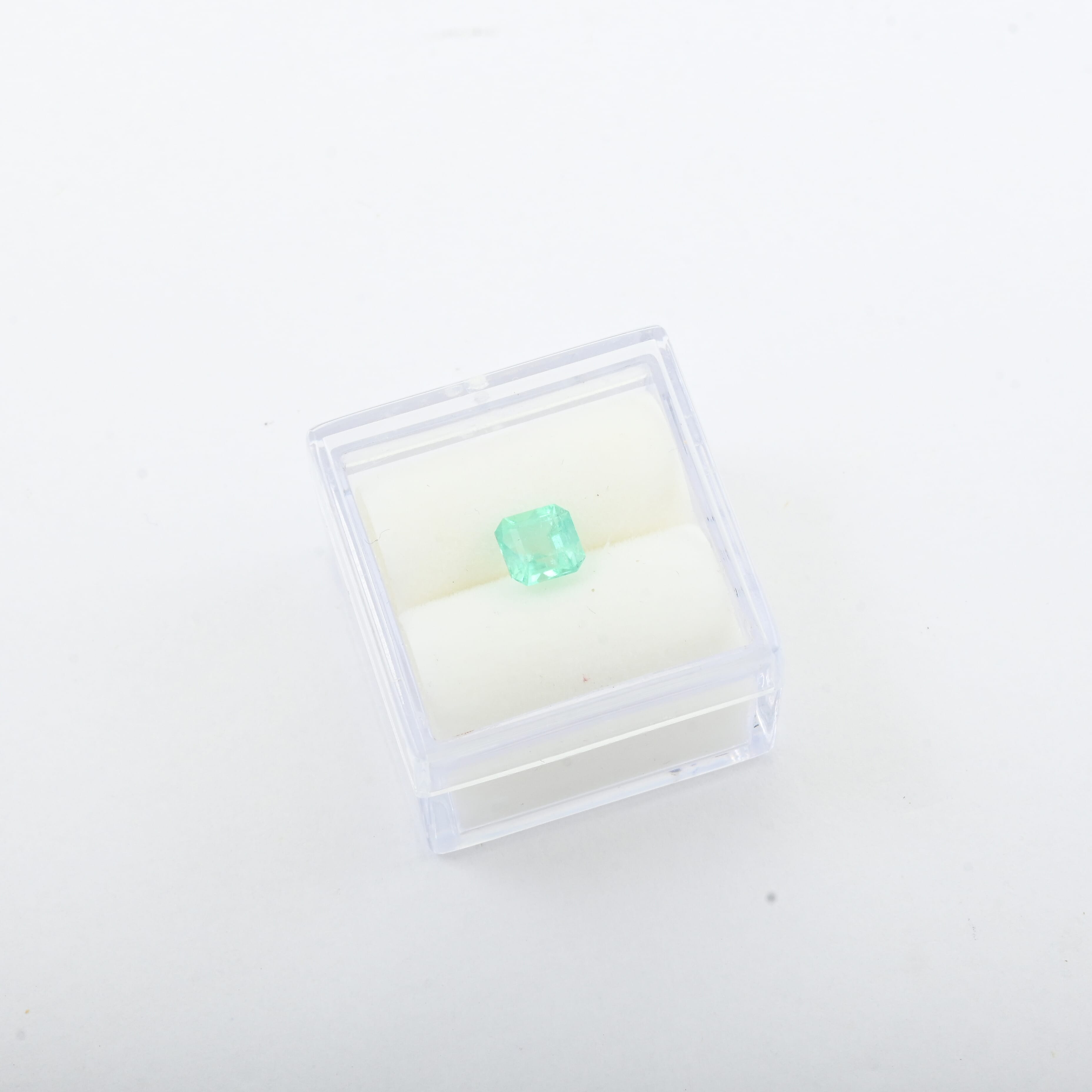 Buy AAAA Boyaca Mint Colombian Emerald (Oct Free Size) 0.50