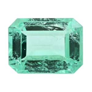 AAAA Boyaca Mint Colombian Emerald (Oct Free Size) 0.75 ctw Loose gemstone