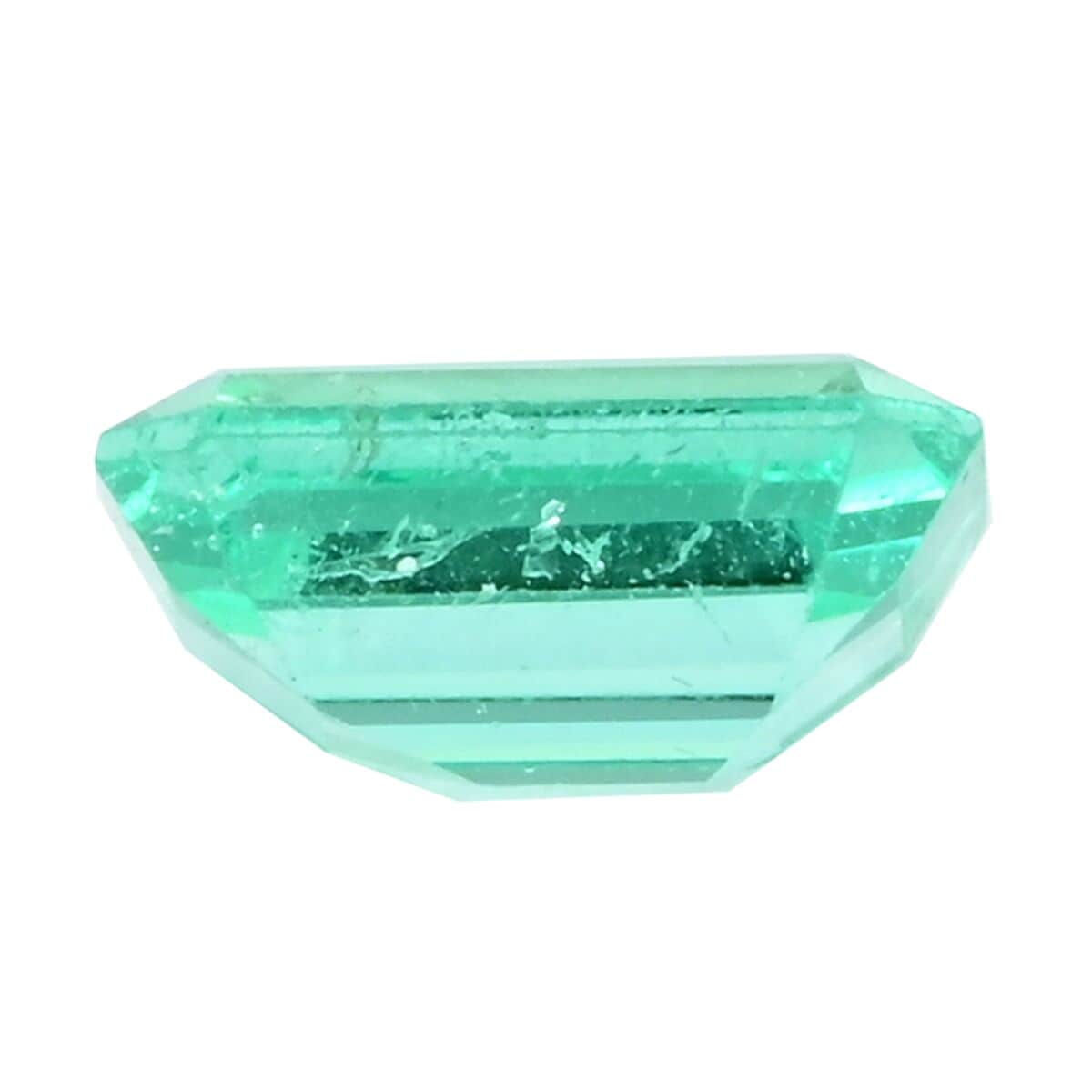 AAAA Boyaca Mint Colombian Emerald (Oct Free Size) 0.75 ctw Loose gemstone image number 2