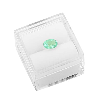 AAAA Boyaca Mint Colombian Emerald (Ovl Free Size) 0.75 ctw Loose gemstone