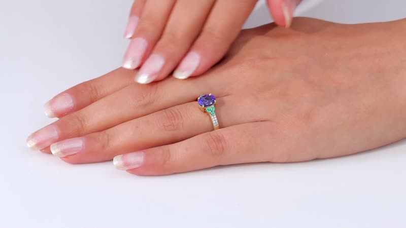 Luxoro 10K Yellow Gold AAA Tanzanite, Boyaca Colombian Emerald, Diamond (G-H, I2) Ring (Size 6.0) 2.00 ctw