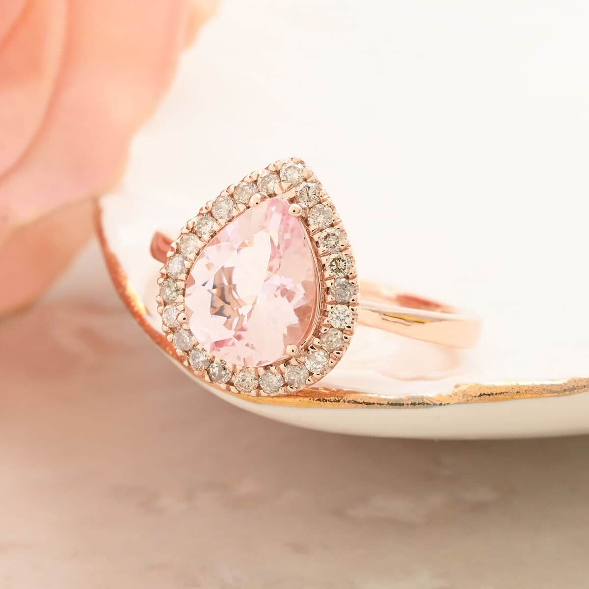 Certified & Appraised Luxoro 14K Rose Gold AAA Palmeiras Pink Morganite and I2 Diamond Halo Ring (Size 7.0) 2.20 ctw image number 1