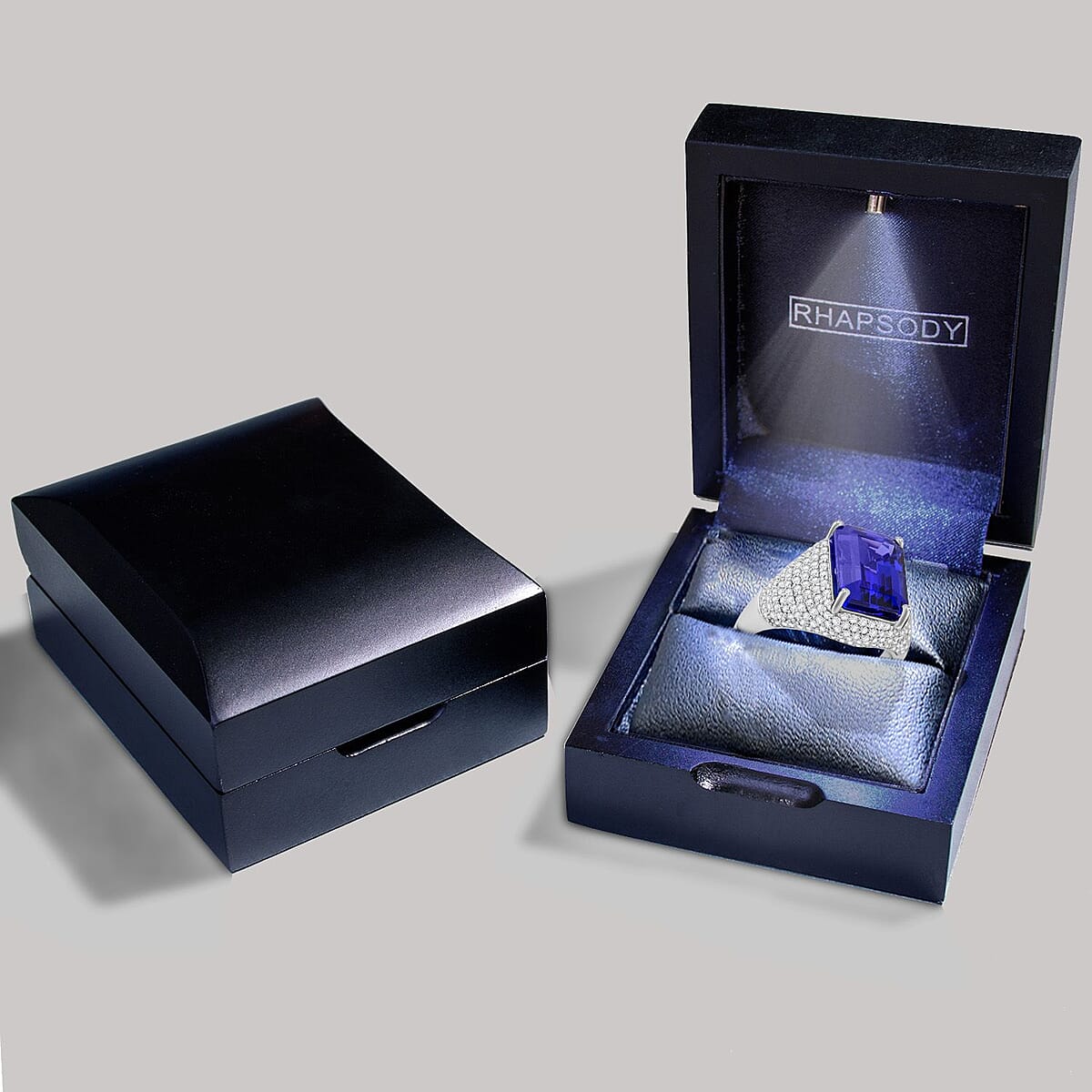 Certified & Appraised Rhapsody 950 Platinum AAAA Tanzanite and E-F VS Diamond Ring (Size 8.0) 9.15 Grams 6.75 ctw image number 5