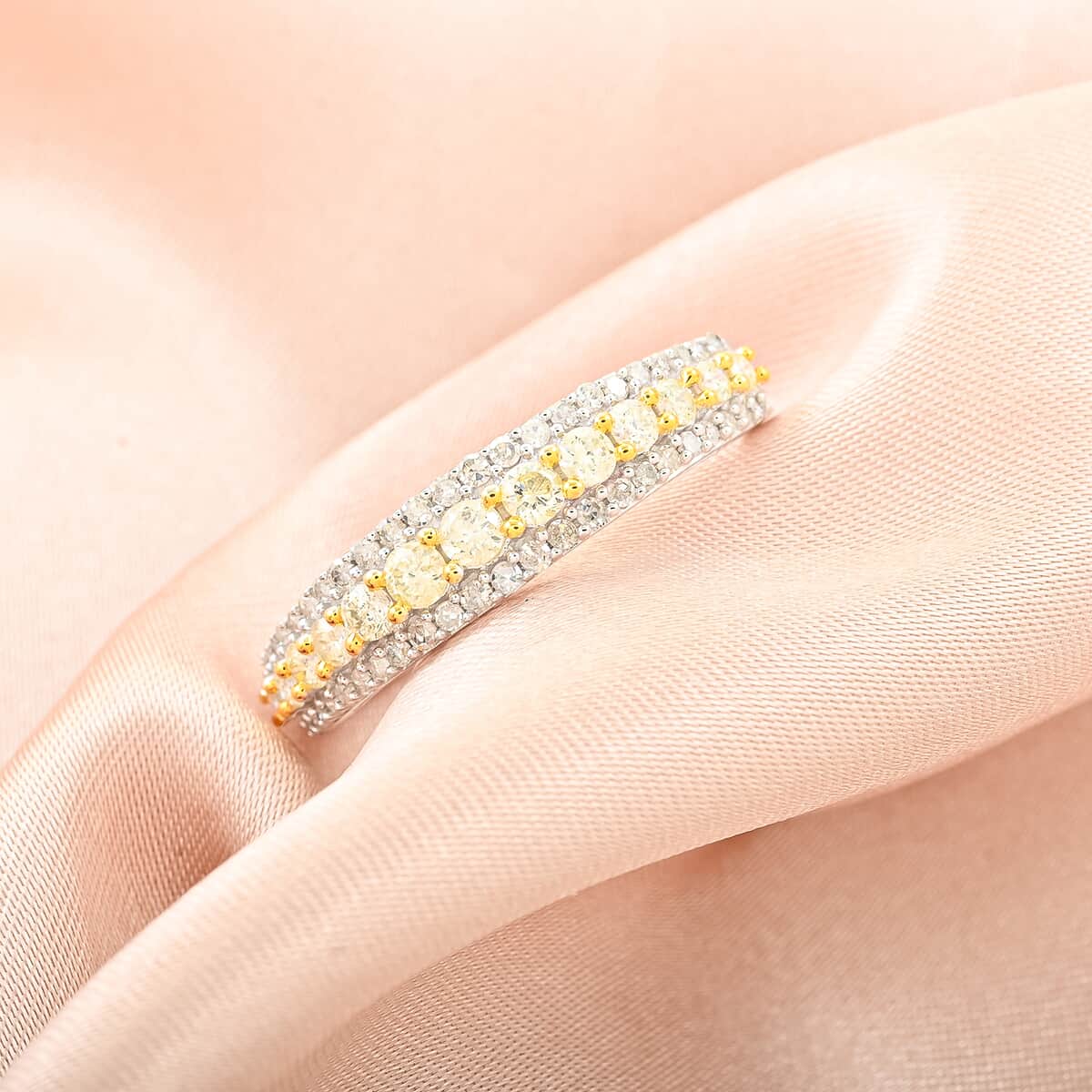 14K White Gold I2-I3 Natural Yellow and White Diamond Band Ring (Size 5.0) 0.75 ctw image number 1