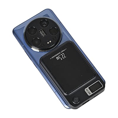 Black Fast Charging Power Bank with Wireless Charging Function and LED Digital Display