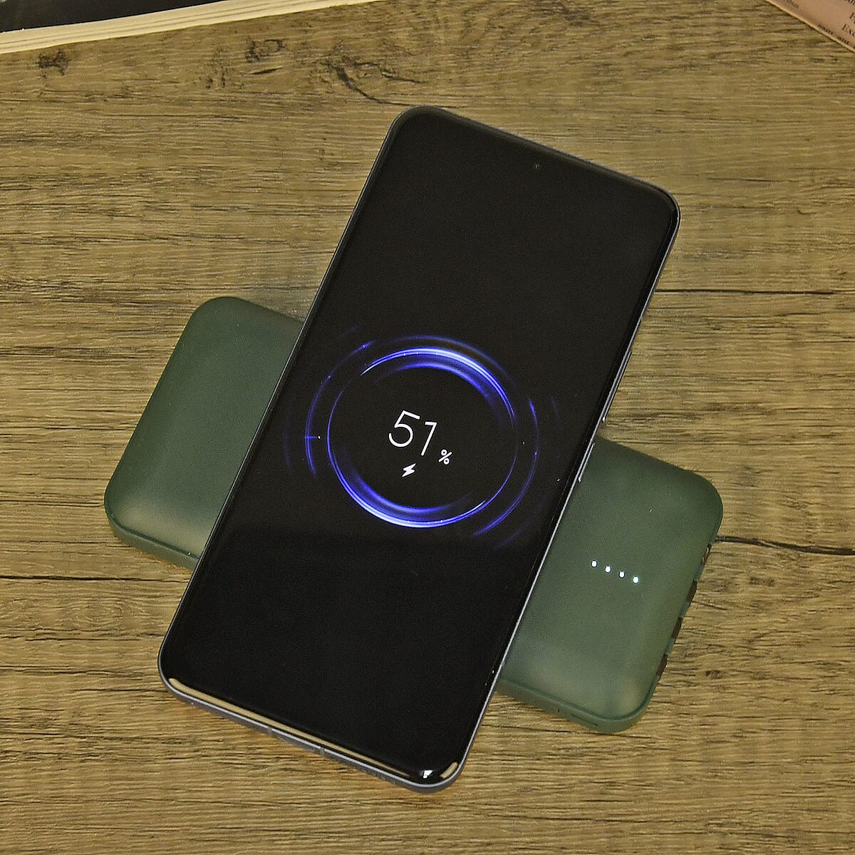 Multifunctional 10000mAh Power Bank with Wireless Charging Function - Green image number 1