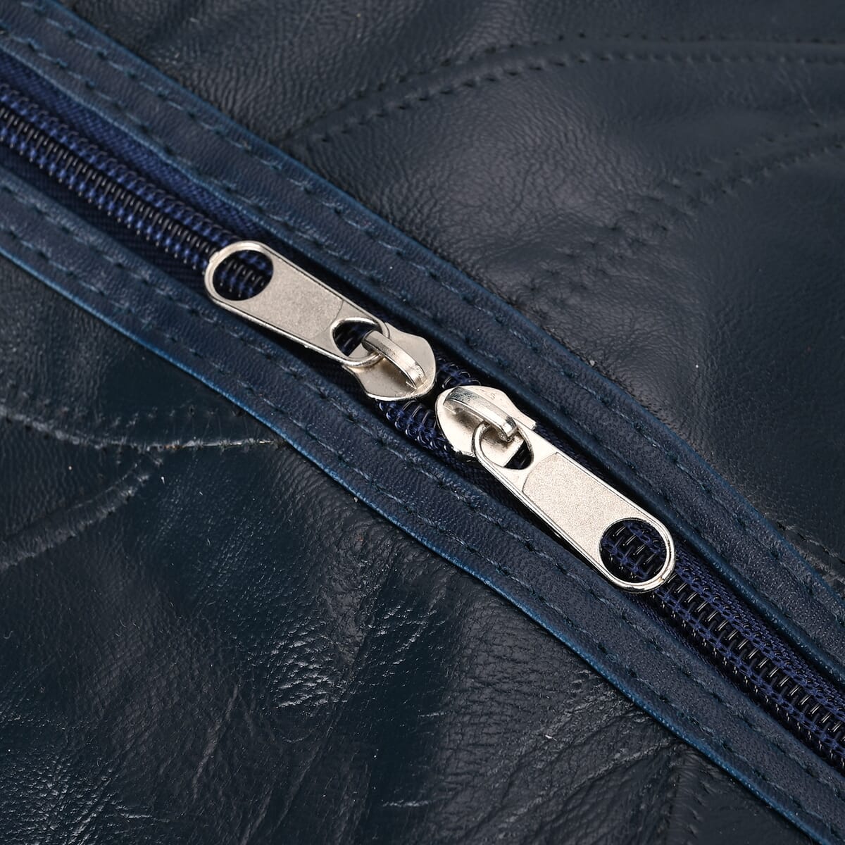 Navy Sheep Leather Travel Bag with 54.7inch Long Strap image number 5