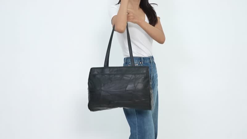 Black Sheep Leather Tote Bag (15.6"x4.7"x11") with Handle Drop 13"
