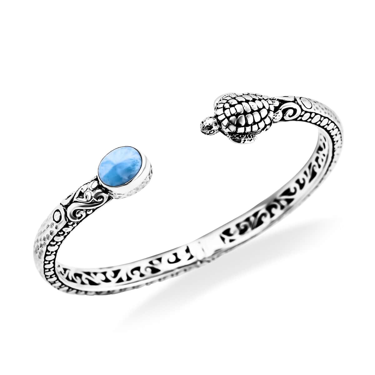 Bali Legacy Larimar Turtle Cuff Bracelet in Sterling Silver (7.25 In) 3.20 ctw image number 3