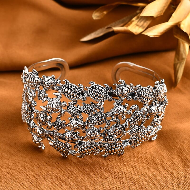 D'Joy Bali Legacy Turtle Cuff Bracelet in Sterling Silver (7.25 In) 35.25 Grams