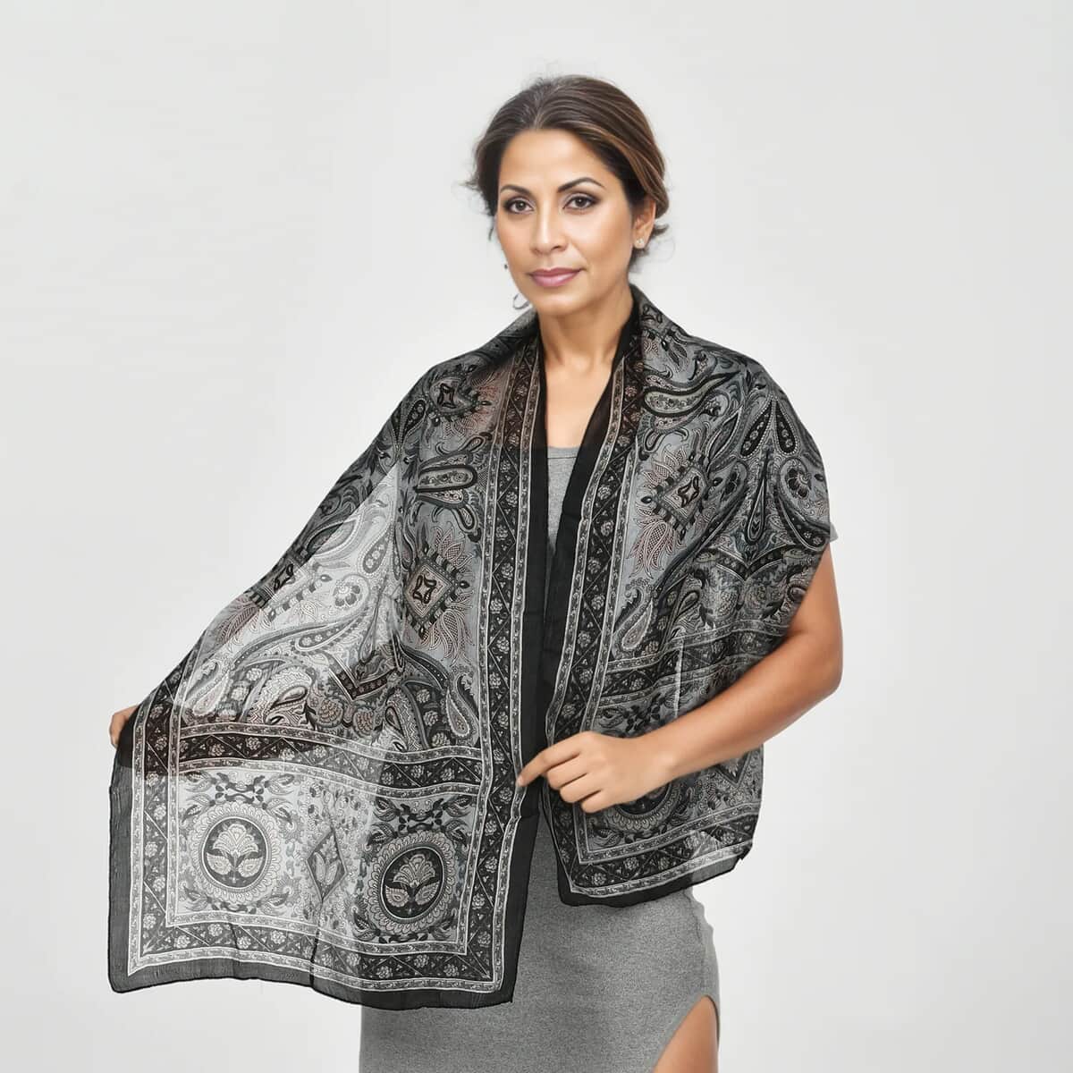 Printed 100% Silk oblong Scarf Color : Black Size :   20 x 65  Inch image number 1