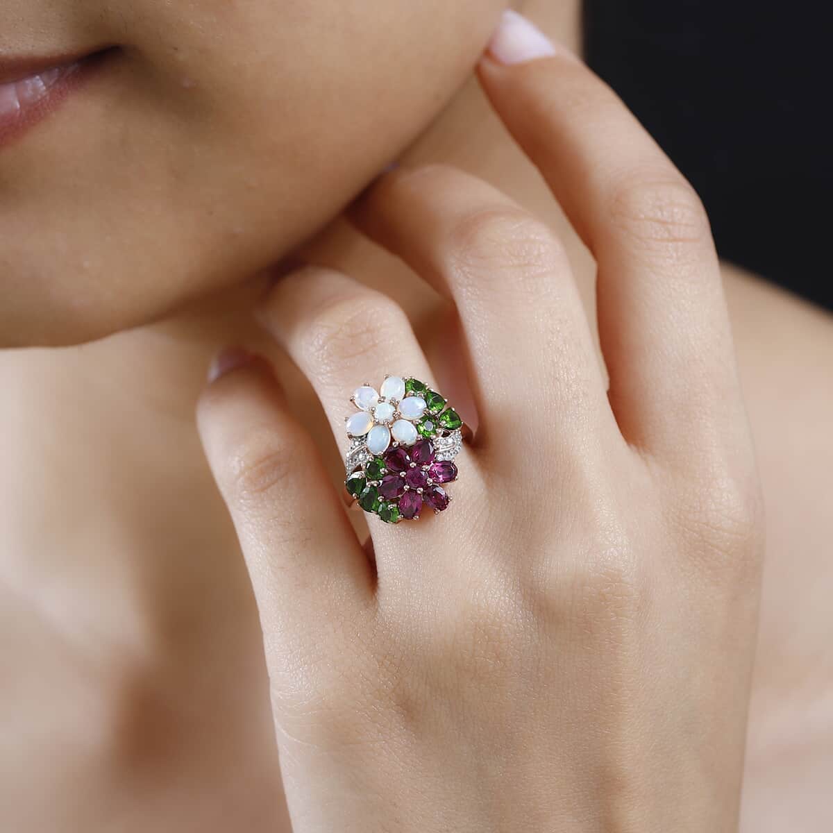 Orissa Rhodolite Garnet and Multi Gemstone Floral Bouquet Ring in Vermeil Rose Gold Over Sterling Silver (Size 5.0) 3.40 ctw image number 3