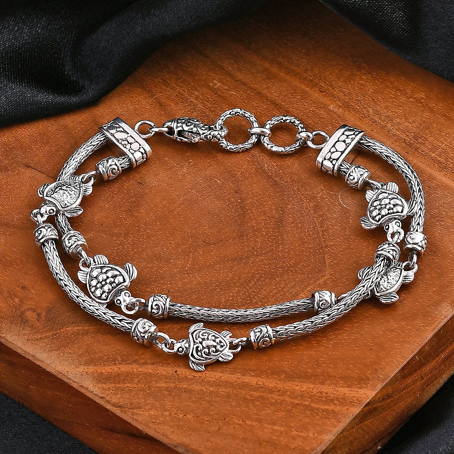 Bali Legacy Sterling Silver Turtle Bracelet (8.00 In) 22.85 Grams