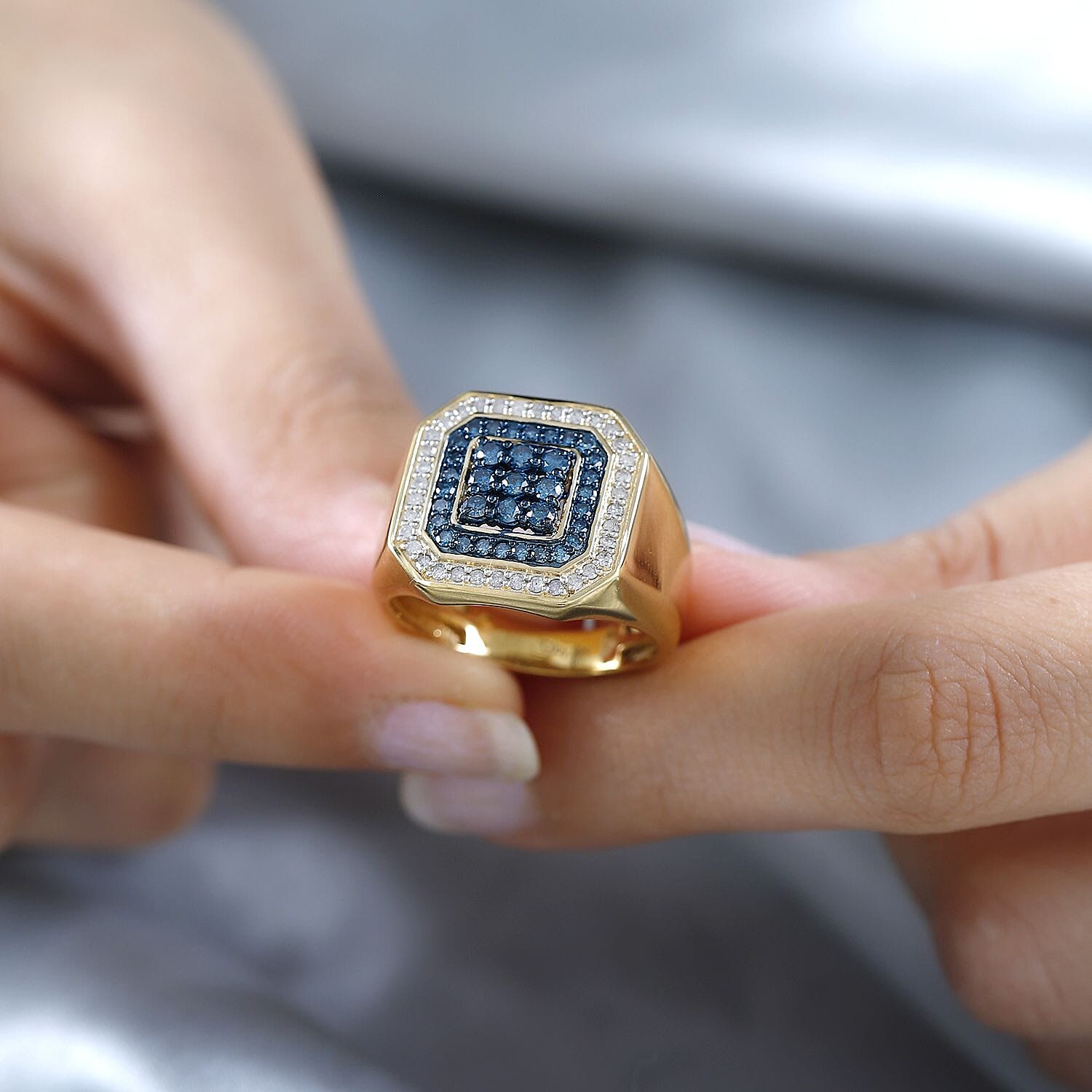 Venice Blue Diamond I2-I3 and White Diamond Men's Ring in Vermeil Yellow Gold Over Sterling Silver (Size 10.0) 1.00 ctw
