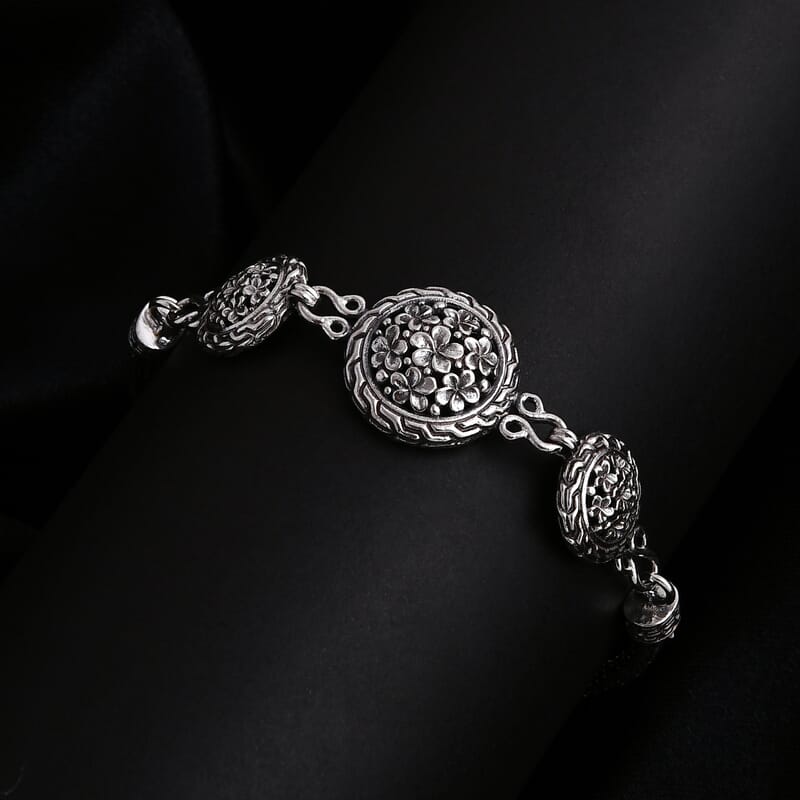 Bali Legacy Frangipani Flower Bracelet in Sterling Silver (6.50-8.0In) 20.25 Grams