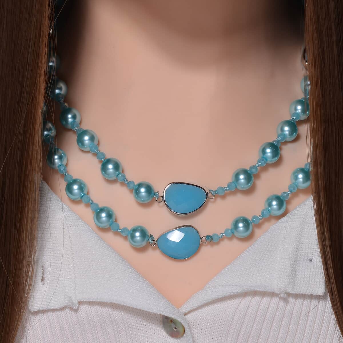 Blue Pearl Glass and Blue Glass Necklace in Silvertone 41 Inches image number 1