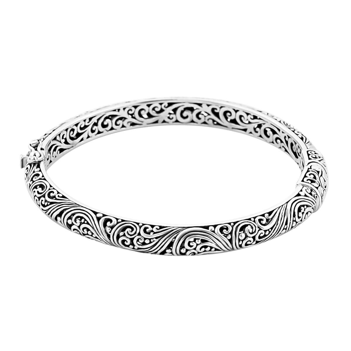 Bali Legacy Filigree Bangle Bracelet in Sterling Silver (6.50 In) 25.85 Grams image number 0