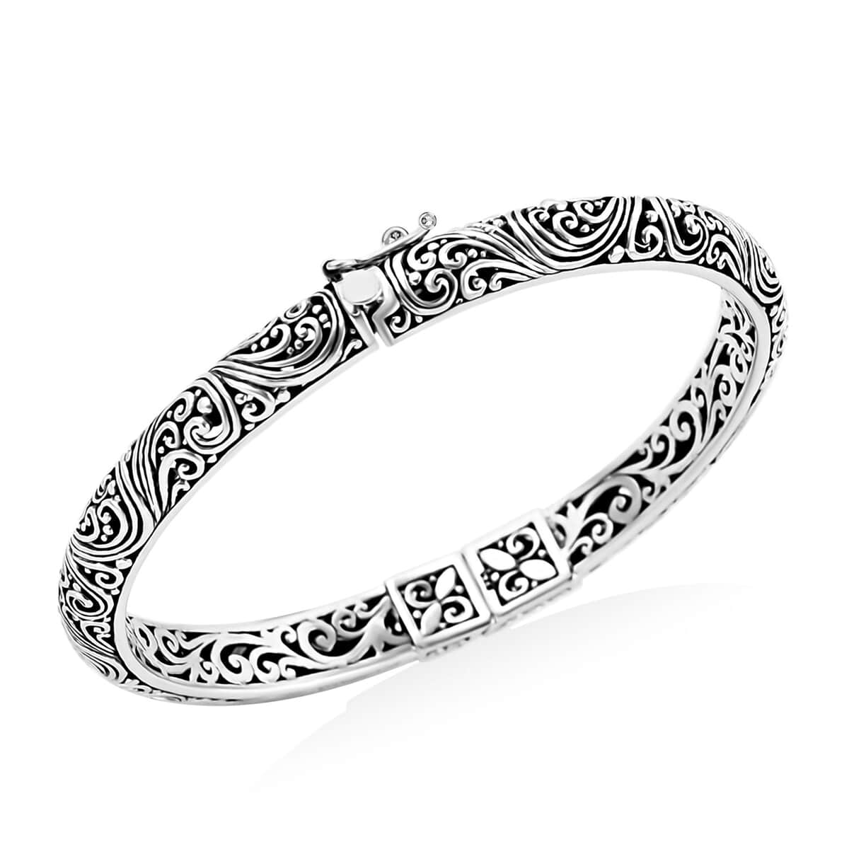 Bali Legacy Filigree Bangle Bracelet in Sterling Silver (6.50 In) 25.85 Grams image number 3