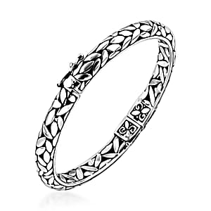 Bali Legacy Leaf Borobudur Bangle Bracelet in Sterling Silver (7.25 In) 27.50 Grams