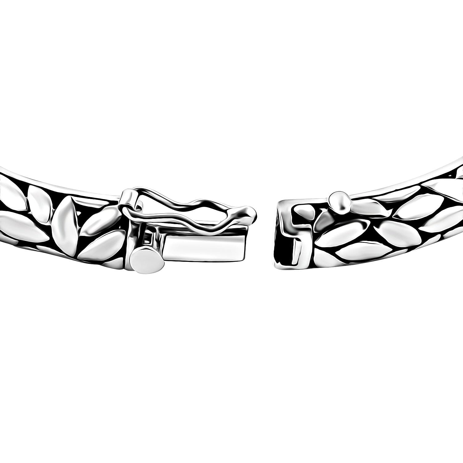 Bali Legacy Leaf Borobudur Bangle Bracelet in Sterling Silver (7.25 In) 27.50 Grams