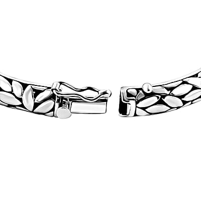 Bali Legacy Leaf Borobudur Bangle Bracelet in Sterling Silver (7.25 In) 27.50 Grams
