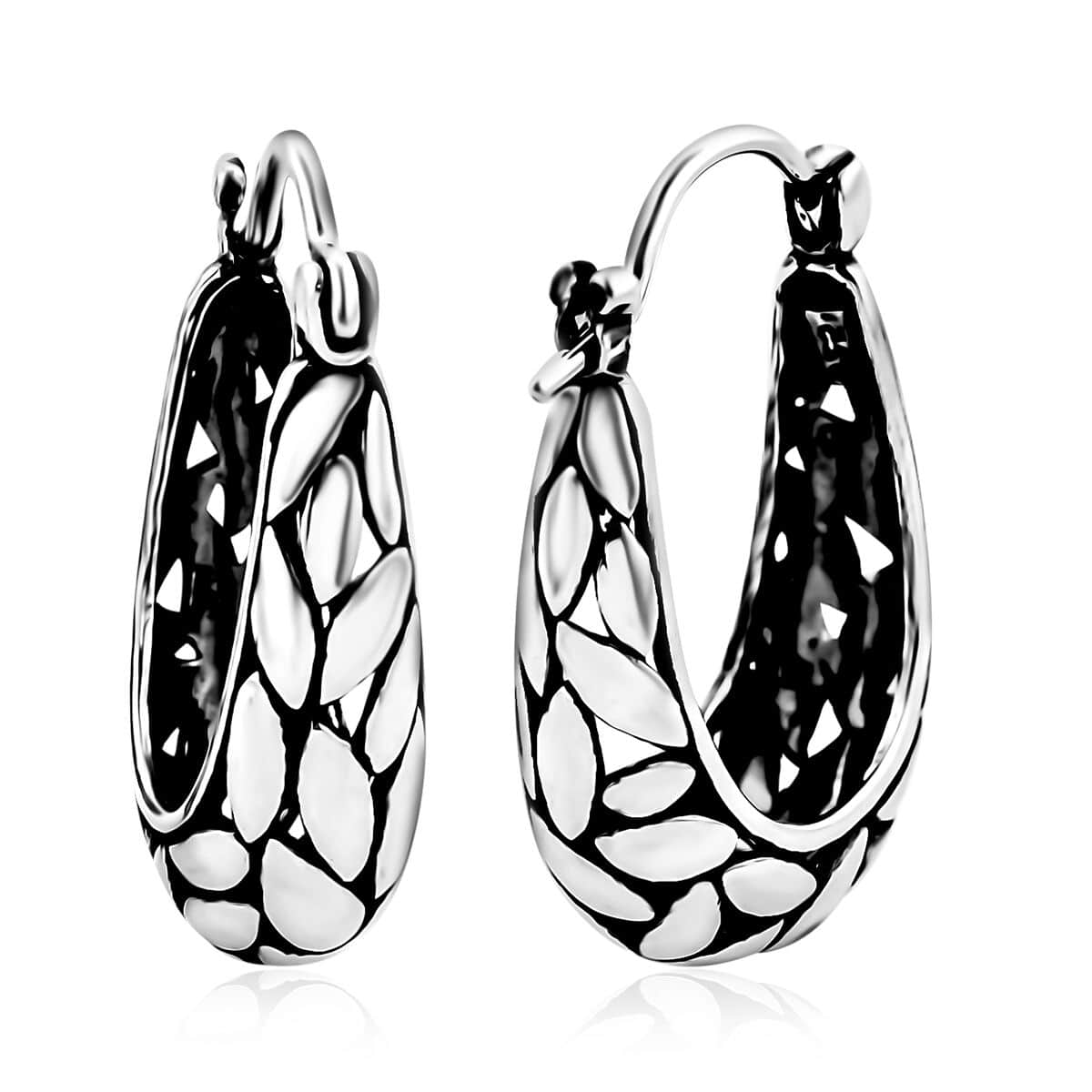 Bali Legacy Leaf Borobudur Hoop Earrings in Sterling Silver 5.85 Grams image number 0