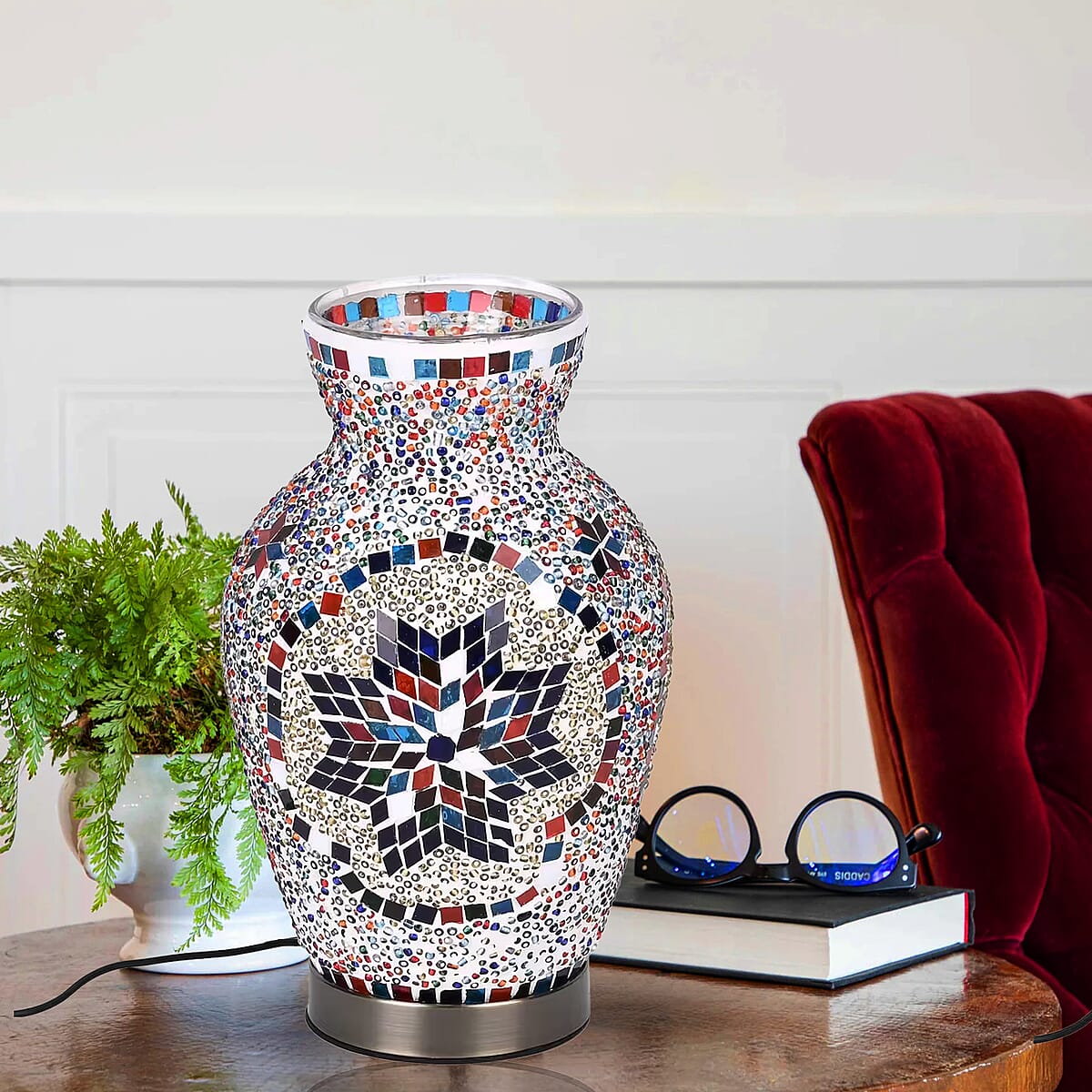 Turkish Moroccan Glass Mosaic Vase Handmade Lamp with Metal Base (5V, USB Cable, 3W) image number 1