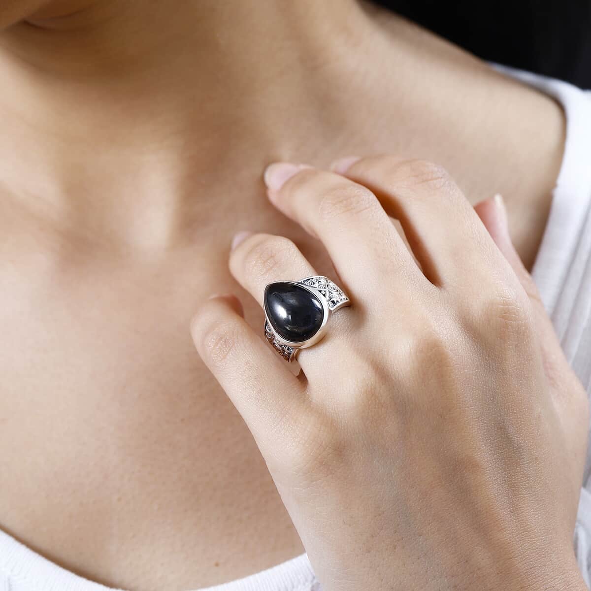 Artisan Crafted Elite Shungite Solitaire Ring in Sterling Silver (Size 10.0) 7.25 ctw image number 2