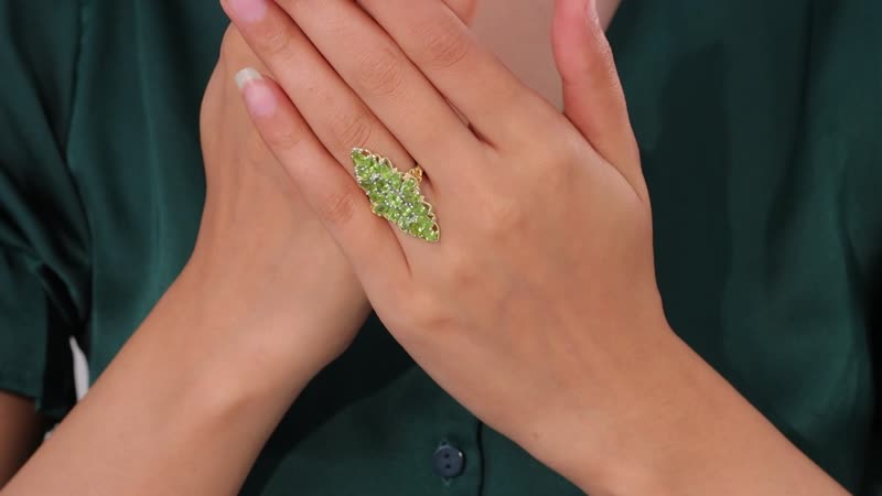 Epic Deal Peridot Elongated Ring in Vermeil YG and Platinum Over Sterling Silver (Del. in 10-12 Days) 4.65 ctw