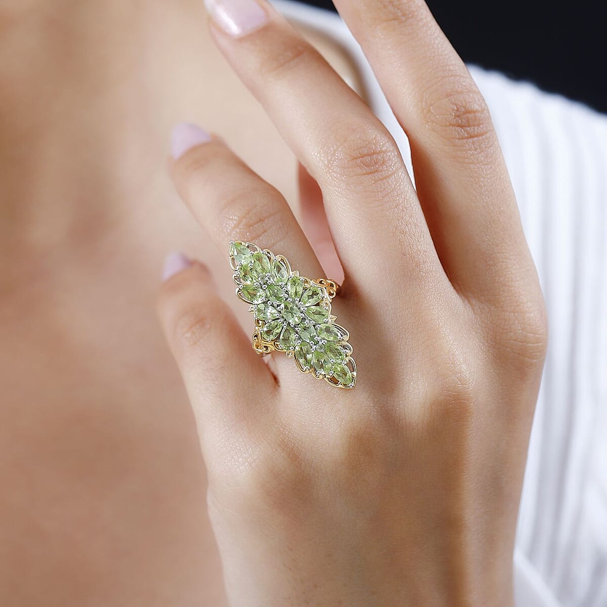 Peridot Elongated Ring in Vermeil YG and Platinum Over Sterling Silver (Size 6.0) 4.40 ctw image number 2