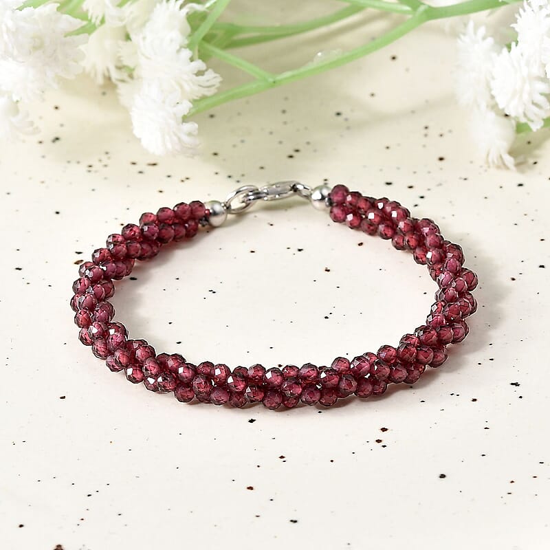 Orissa Rhodolite Garnet Beaded 3 Layer Twisted Bracelet in Sterling Silver (6.50 In) 40.00 ctw
