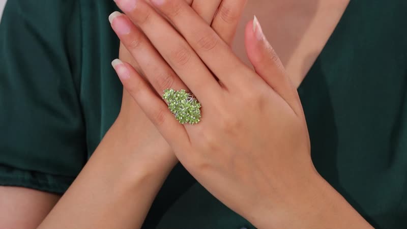 Peridot Floral Ring in Platinum Over Sterling Silver (Size 10.0) (Del. in 10-12 Days) 6.25 ctw